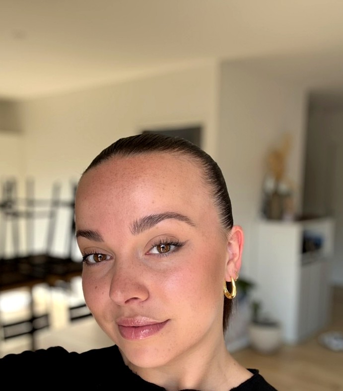 Claire Vigneron — Community Manager